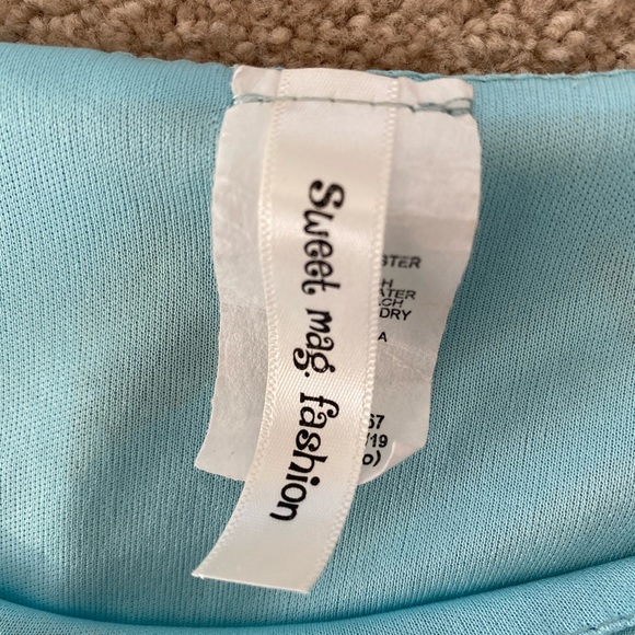 Vintage Inspired Floral Dress - Picture 6 of 7